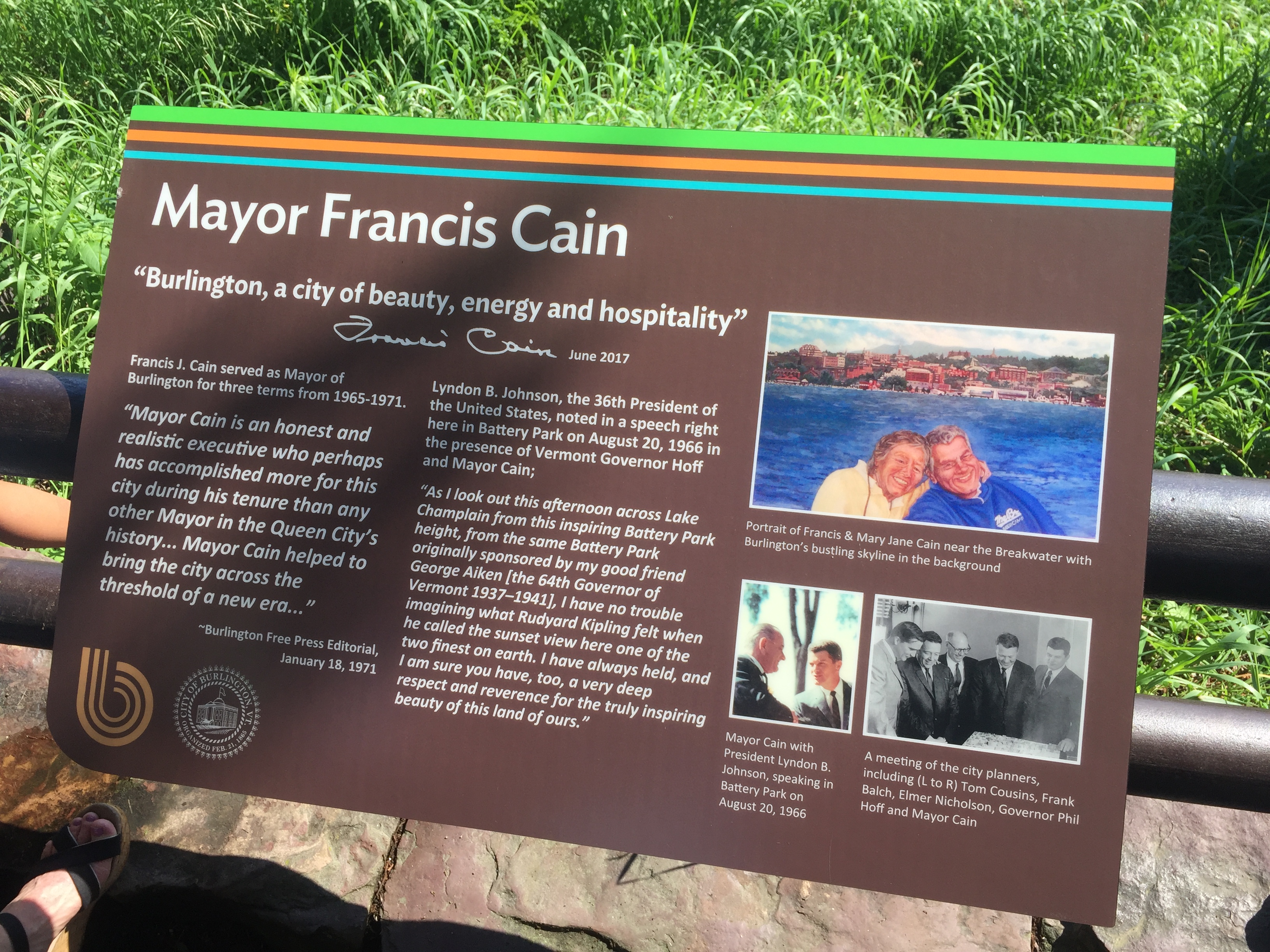 Mayor Frances Cain plaque.JPG